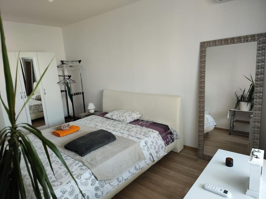 Apartment Sea Lazur - Next To The Burgas